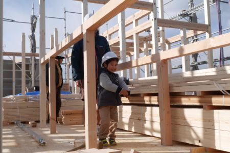 VOICE｜秘密基地のある家